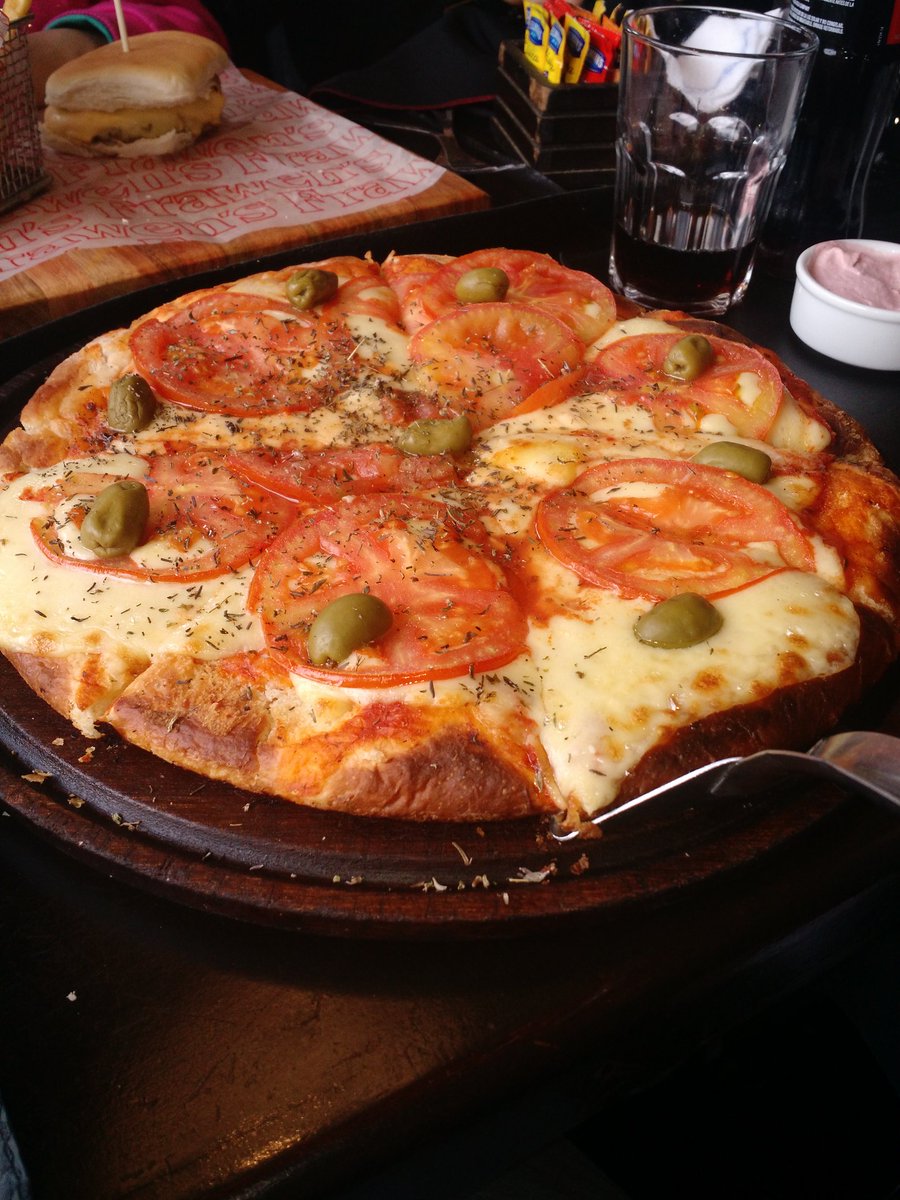 #LunesDeGanarSeguidores  😃

#vamosTodos 🎊

#1as424  😏

➡ <a href="/silviasebille/">❤️Silvia S ❤️Amo los 👒</a> 
➡ <a href="/Ap42Lita/">litinha.ap🇧🇷🤩</a> 
➡ <a href="/montmaty_/">Maty</a> 
➡ <a href="/MarcelaRocha_25/">Veró</a> 
➡ <a href="/Shu_la75/">sHuLa</a>