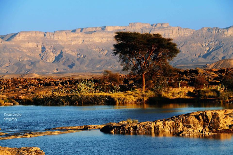 عدستي..#البحيرات #غات #ليبيا
توجد  في الحدود الليبية الجزائرية بمنطقة ايسين الليبية تأتي أليها المياه من حوض يوجد في غرب (تن الفقي)الجزائرية