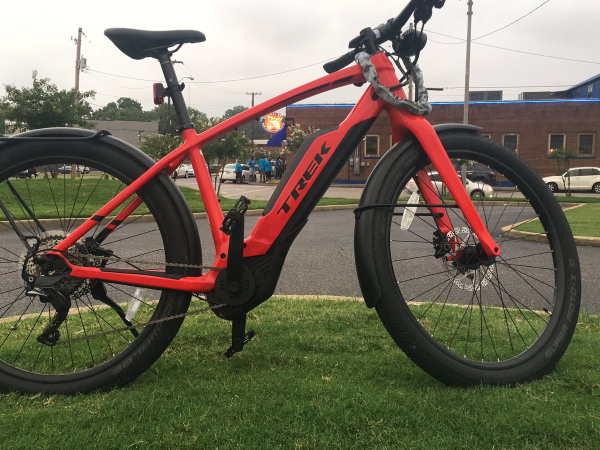 trek super commuter 8s 