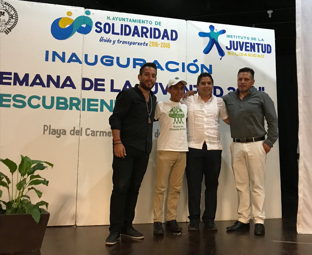 MarcosVlzqz's tweet photo. Hoy estuve en la #semanadelajuventud invitado por @injusol exponiendo mi experiencia #atletainvidente #blindathlete #atletamayakoba https://t.co/UPsDfjMO4b