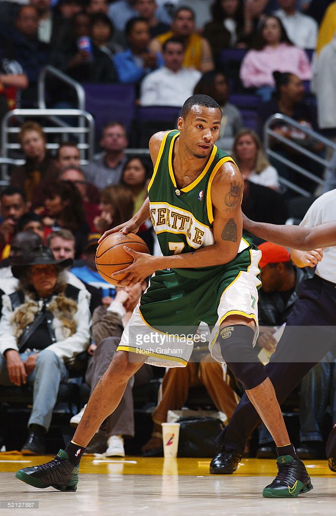 Happy Birthday to Rashard Lewis, who turns 38 today! 