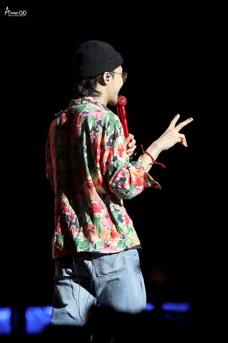 always_gd's tweet photo. ACT III, M.O.T.T.E in 🇦🇺 Sydney

soundcheck 
🌸🌺🌼🌻🌸🌺🌼🌻💐

#권지용 #KWONJIYONG 
#지드래곤 #GDRAGON 
#AlwaysGD https://t.co/ufMMBQY0OH