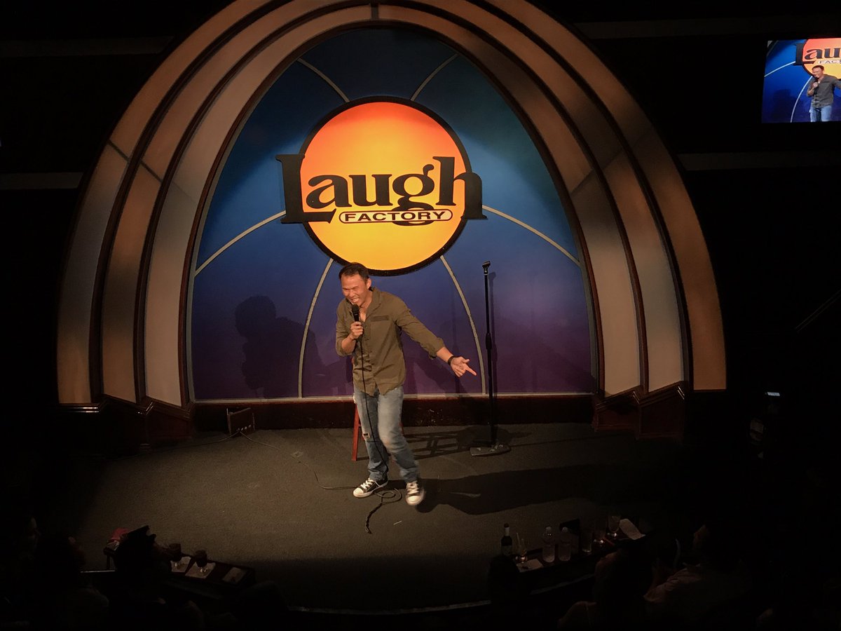_thomtran's tweet photo. GREAT set tonight @TheLaughFactory on the #ComedyBazaar show! My favorite laugh is my buddy @ComedianSHANG who didn't expect a new tag 😂😂 https://t.co/OlNMfycMSh