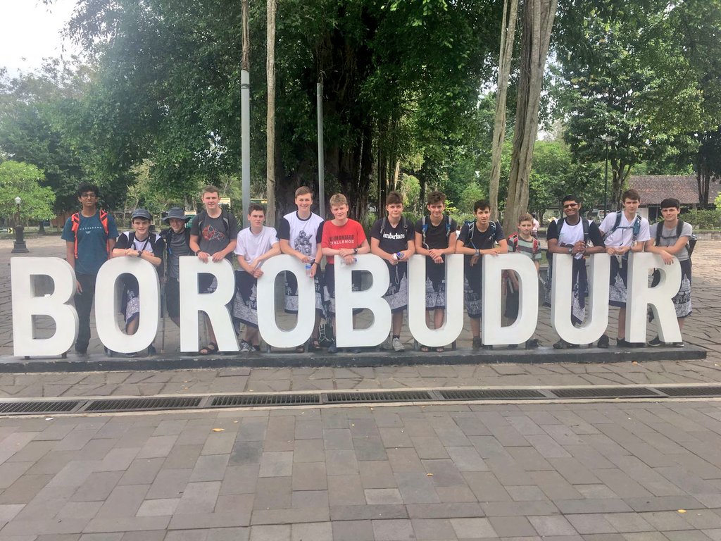 AGSWChallenge17's tweet photo. First stop Borobudur, the largest Buddhist temple in the world. https://t.co/eJ6PeBzYLK