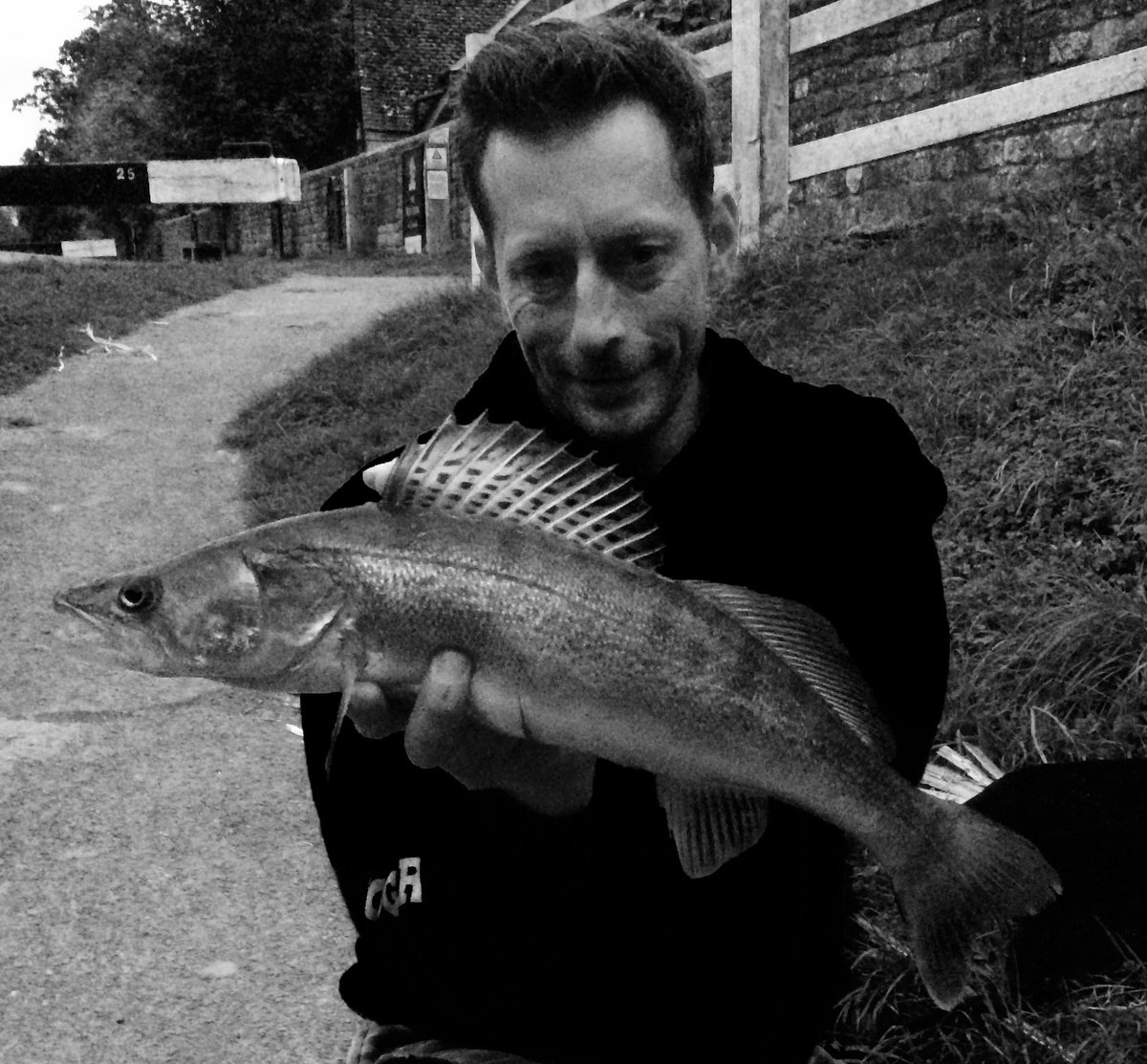 PerringMatthew's tweet photo. Nice to crack out a lure rod that was starting to gather dust ��🏻 https://t.co/FsiXB83uET