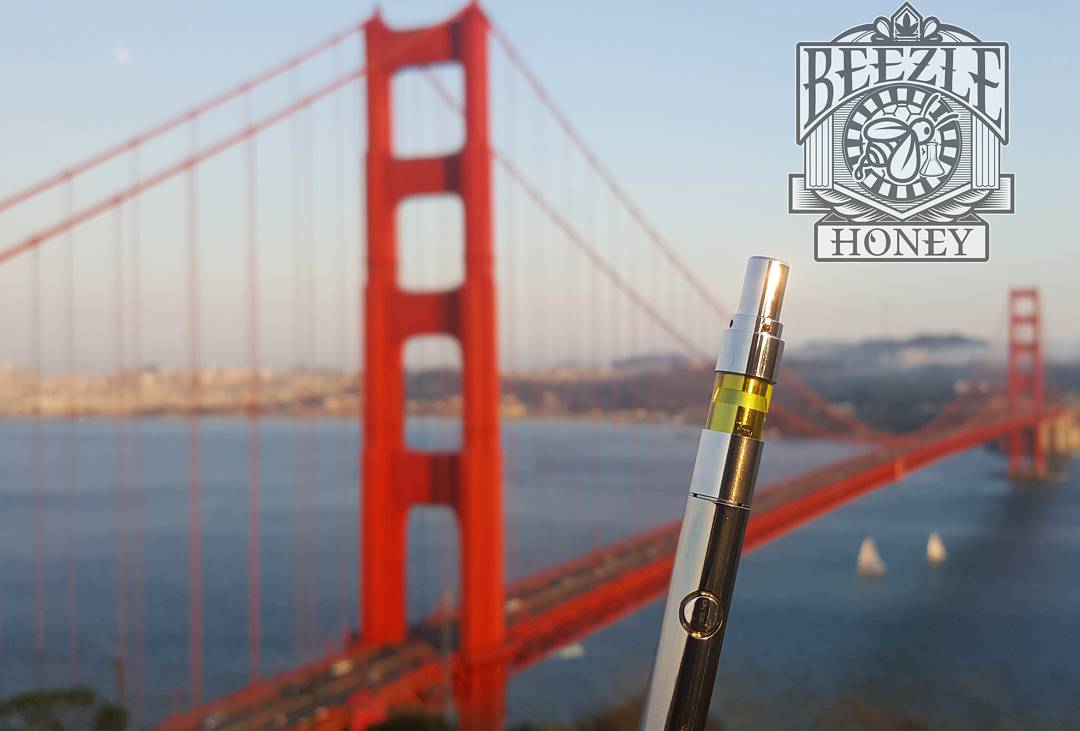 Bring your terps on the go 🐝 #BeezleHoney Live Resin Sauce pens make for a delightful experience 🍯

#BeezleExtracts #Vapepen #Dabs