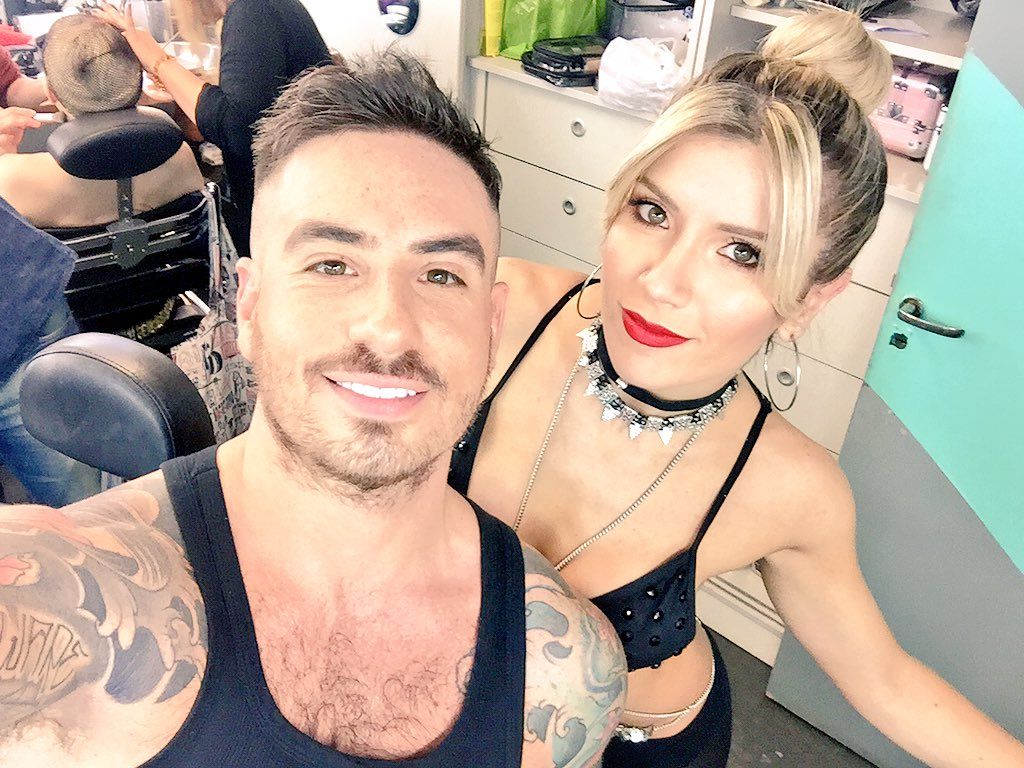 lomaspopucom's tweet photo. ¿A quien votarías en un teléfono?

Fede Bal y Laurita Fernandez -RT
Agustín Casanova -MG

NO TE OLVIDES DE SEGUIRNOS PARA VALIDAR TU VOTO✨ https://t.co/kKrtvwVcXc