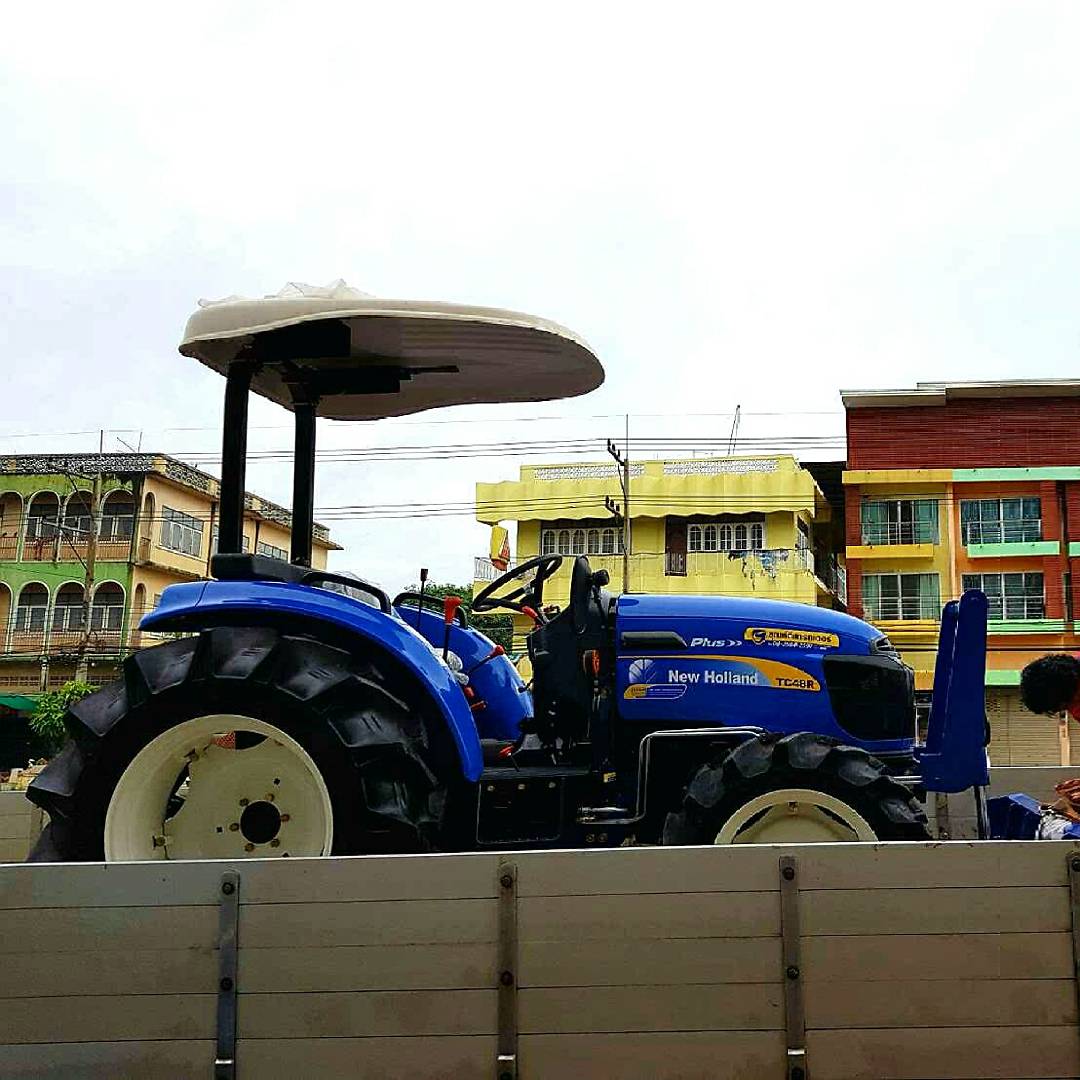 chundeetractor's tweet photo. TC48R Plus กำลังเดินทางจากปากน้ำโพ...ไปเมืองคอน
#ชุณห์ดีแทรคเตอร์ #chundeetractor #รถแทรกเตอร์ #นิวฮอลแลนด์ #newholland #รถไถ #tc48r https://t.co/VGKYLqM7JO