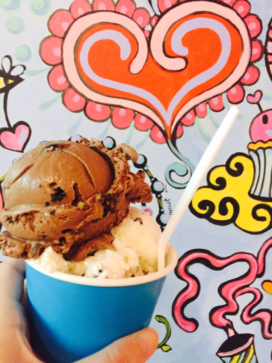 yelpcharlotte's tweet photo. Two Scoops makes all Mondays better 👌🏻 https://t.co/Qfowrv0n1I