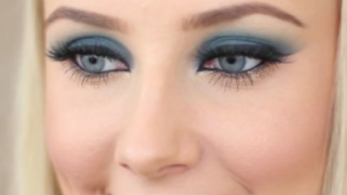 topklikml's tweet image. ##Makeup# #Tutorial# ...
LINK: topklik.ml/2017/08/08/mak…
#CatEyeMakeup #CatMakeup #ContourFace #Cosmetics #DIYMakeup #Dramatic #Beauty