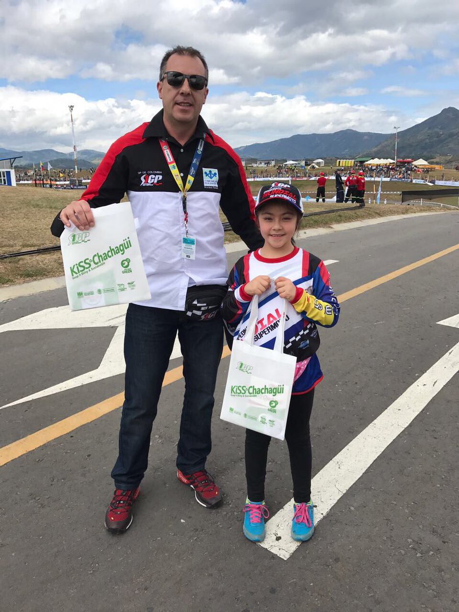 FIM_Lat's tweet photo. 🇨🇴🇨🇴🇨🇴🇨🇴🇨🇴#MundialSupermoto
#KISSProgramme #kisschachagui #FIMRidegreen #FIMridegreen25years @Supermoto_GP https://t.co/hPIw2bvbnL