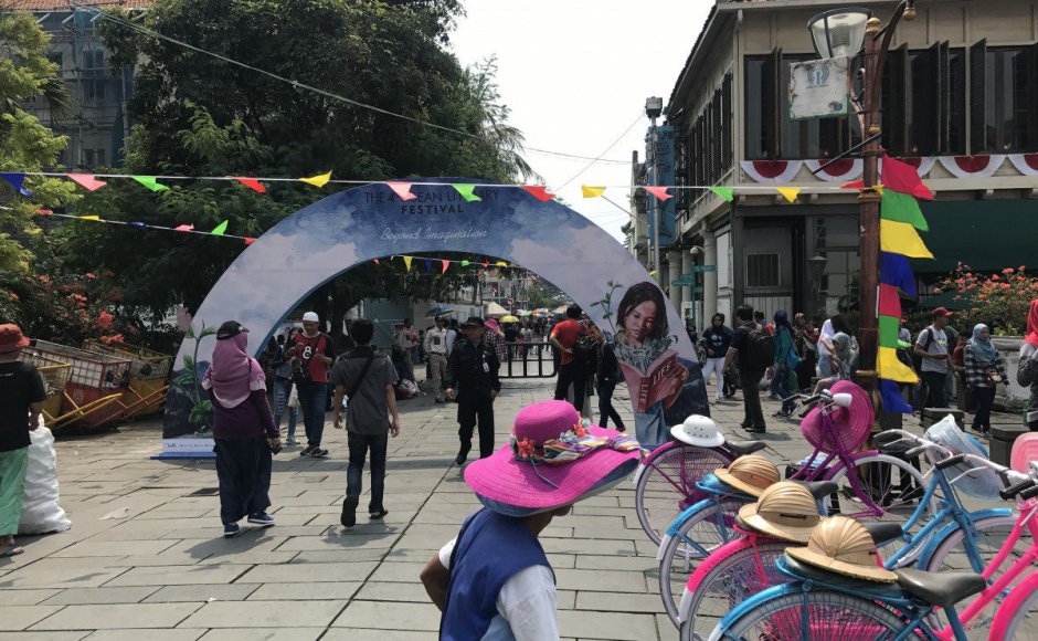 Asean Literary Festival belongs to not only Indonesians, but 'Southeast Asia as a whole', says founder goo.gl/Ys8L6g #ALF2017