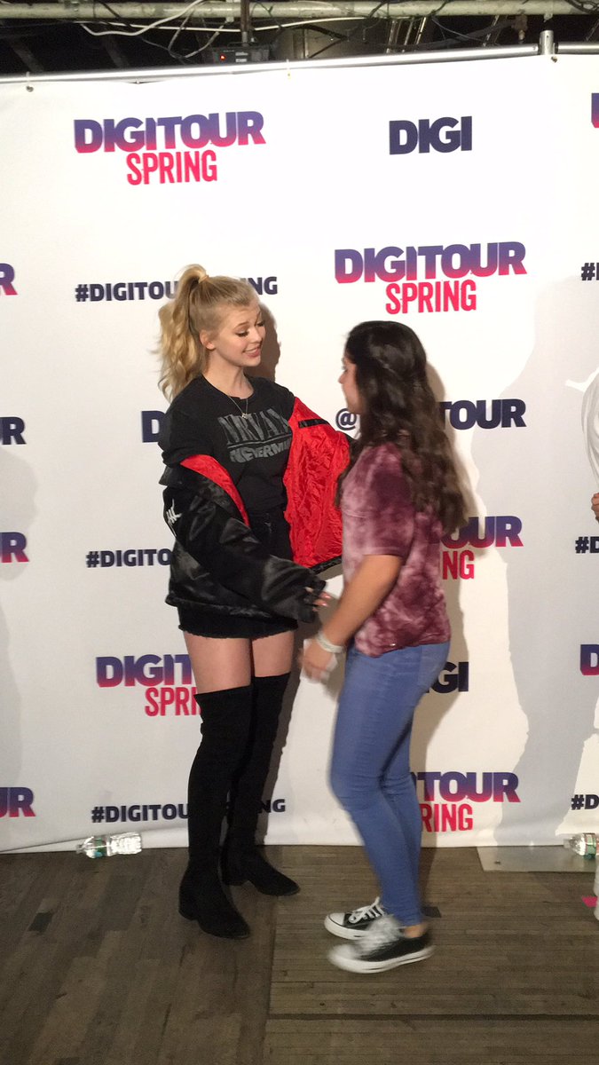jillyyrogers's tweet photo. @beechloren02 i miss you💓 https://t.co/ItCtPARxOw