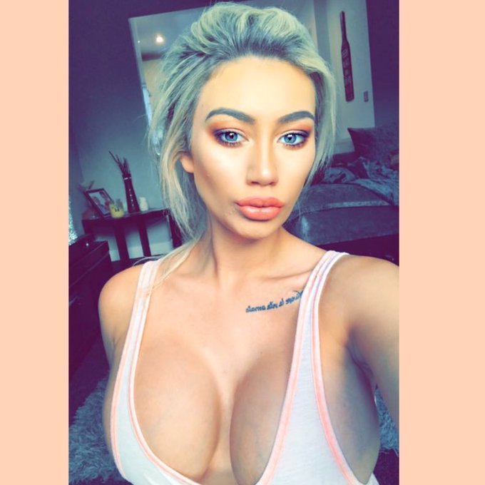 😇 https://t.co/xp1tAopBvo<a href="/tag/hongkong"class="tags"><span>#hongkong</span></a>