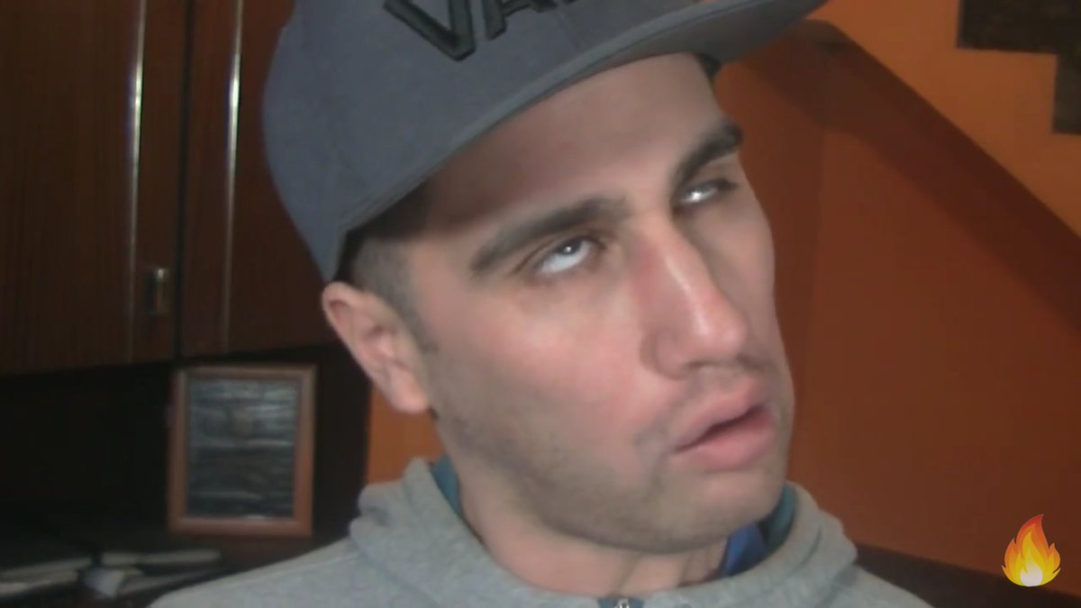 FansNicoVilla's tweet photo. Les dejo las Fotos Graciosas del Último Video de Nico😂😂😂
#VideoNuevoNicoVilla 
@Esnicovilla @TeamNicoVilla https://t.co/XV7vKzgmKz