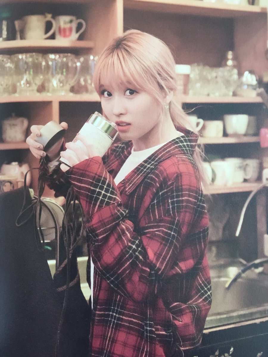 Daily Hirai Momo Twice 1st Photobook One In A Million 트와이스 모모 もも Twice Momo Daily Hirai Momo Twice 1st Photobook One In A Million 트와이스 모모 もも Twice Momo