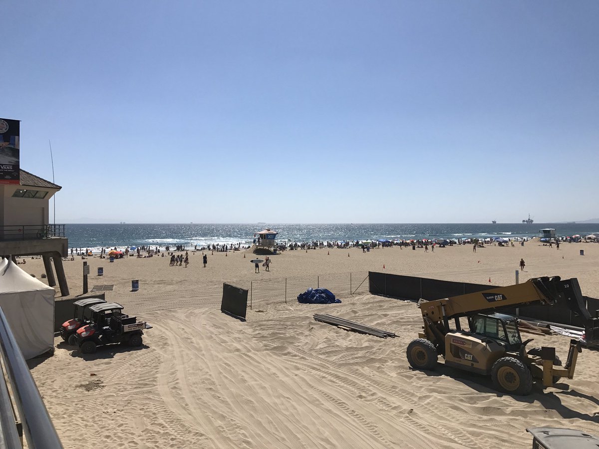 Furdaneta1's tweet photo. #SAM2016 Visit Huntington Beach today and got to see π in action. I got this https://t.co/KNsW6dk8aI