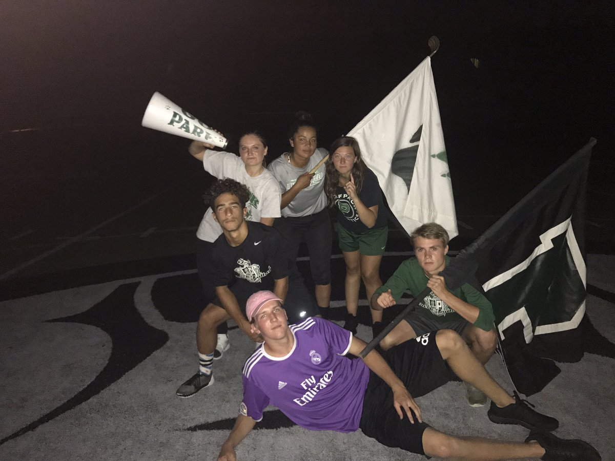 PHSuperfans2017's tweet photo. We present your 2017-2018 superfans💚🖤🐺 https://t.co/8F9Sl0whMa