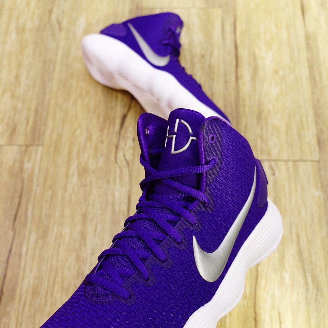 hyperdunk 2017 purple