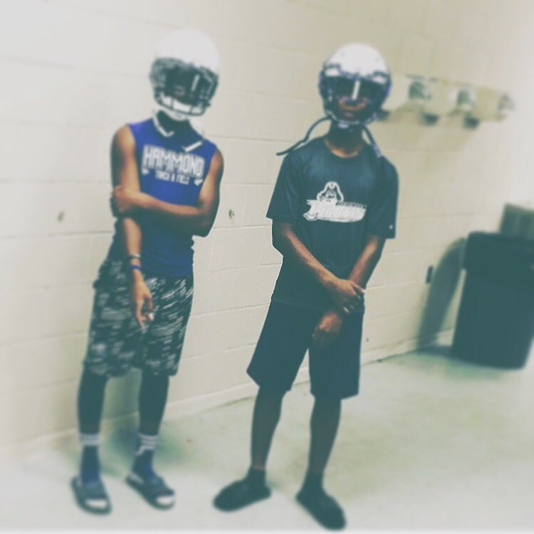 LKing504's tweet photo. No fly zone 💨🌪🏈 https://t.co/Yf4c9Piopu