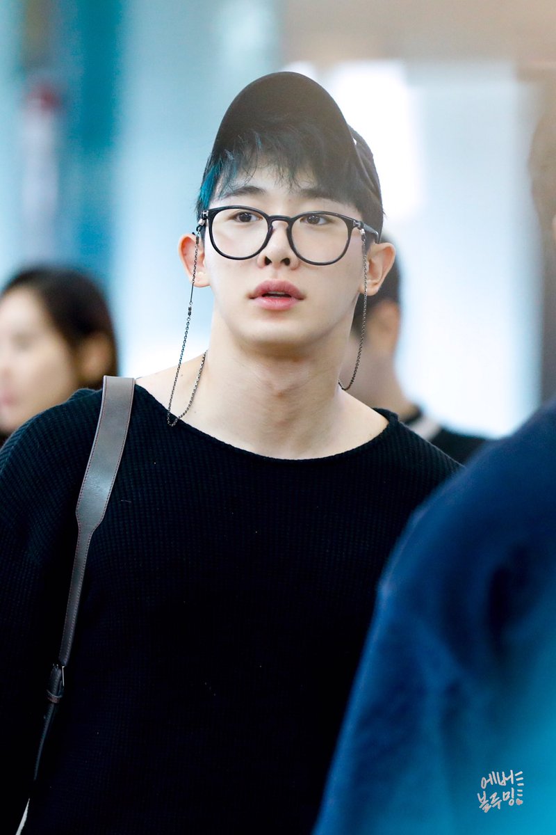 EverbloomingWH tweet media