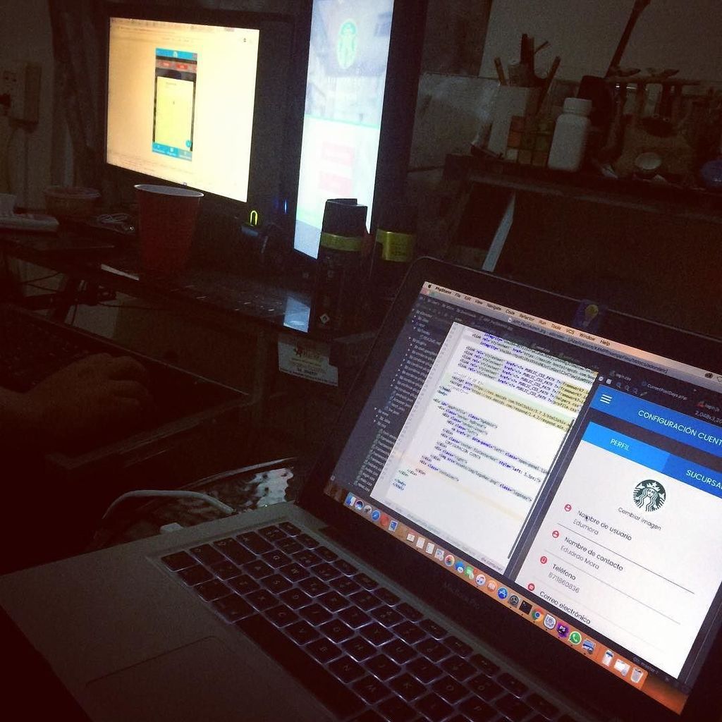 adanvirrey's tweet photo. #developernights https://t.co/tV0gbtX0O7 https://t.co/iPSLHX9Ugu