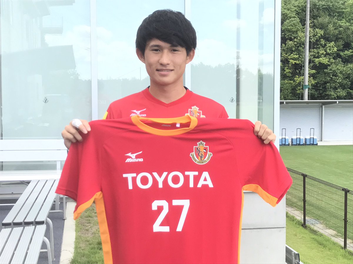 名古屋グランパス Nagoya Grampus 新発売 17クラブユニフォームに 青木亮太 選手 杉森考起 選手が追加 発売は8月12日松本戦 スタジアムにて Grampus S Xl 4 536 ジュニアサイズ 4 3 ファンクラブ会員割引適用商品 T Co