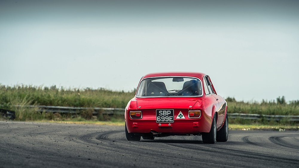 Top Gear It S Time To Watch The Astonishing Gta R 290 In Action Brand New Chris Harris Drives Alfaholics Gta R 290 T Co Jldyumf4jv T Co Kjpe7ftsf5