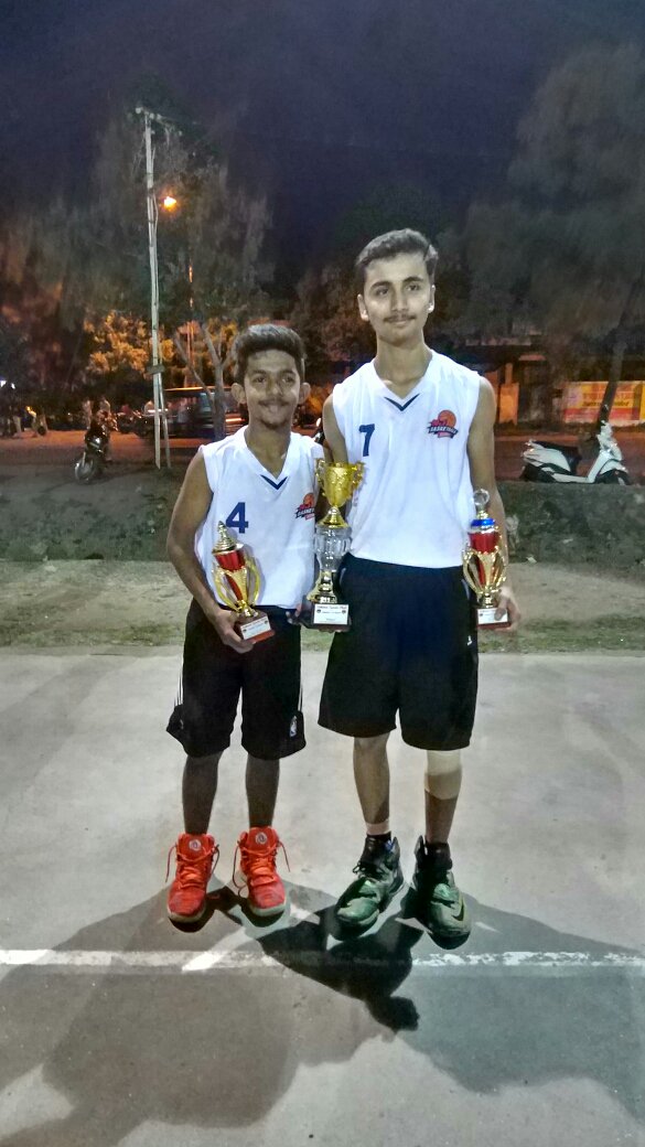 INDIRASCHOOL's tweet photo. INS Basketball team bagged first prize in the U-18 Invitational Basketball Tournament organised by Sahara Sporta Club, Solapur. https://t.co/hmhNB0OmQ8