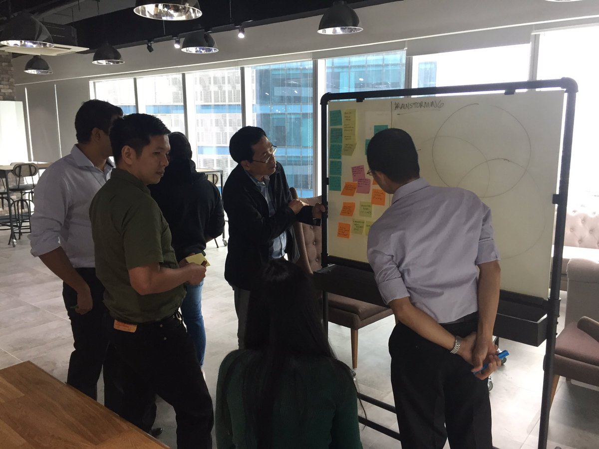 CuriousRalph's tweet photo. Fantastic day at the newly launched #LiquidStudios in #Accenture #Manilla developing #Social Impact solutions with @PlanPhilippines #ADP https://t.co/Cx8zCUUVOR