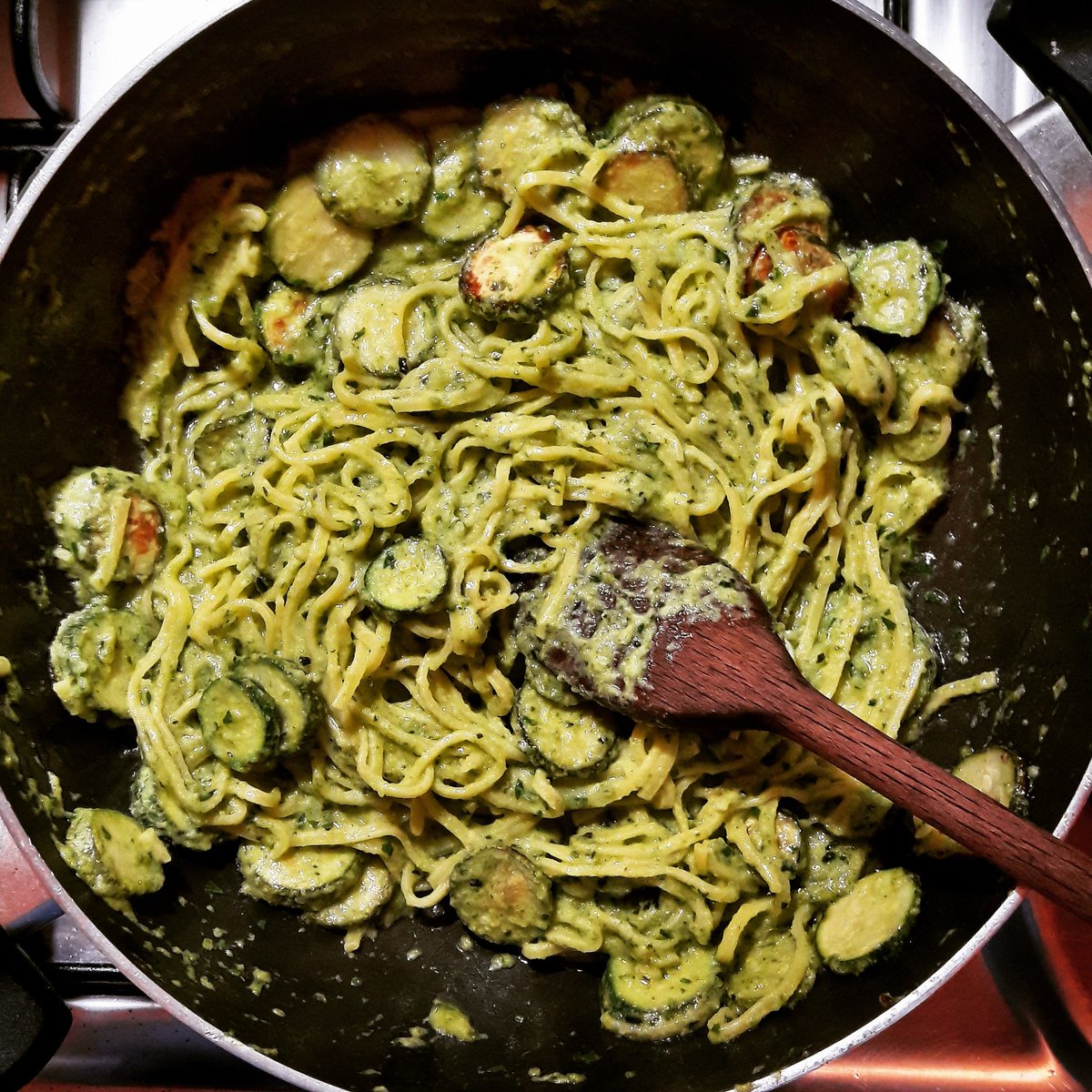 PaolaZoppiPhoto's tweet photo. Golosità. 
#Foodie #foodblogger #Food #foodforsoul #FoodSessions #summertime #tagliolini https://t.co/JSo22t3vDu