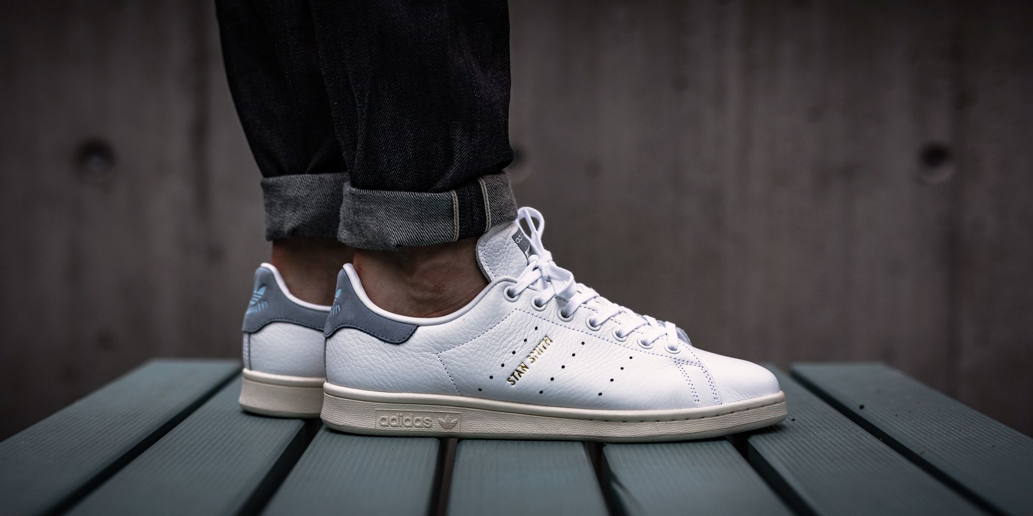 stan smith tactile blue