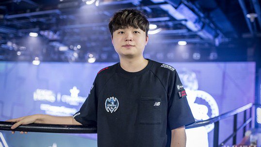 sieutrom771's tweet photo. Longzhu Bdd: “Tôi muốn thấy Samsung hoặc Afreeca trong trận chung kết” https://t.co/kpuSF2jnUx https://t.co/C5iNWEbuhW