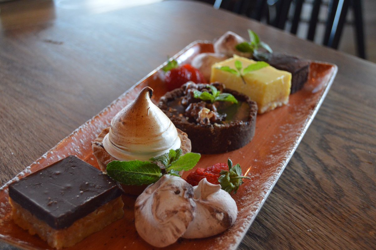 ptaexplorer's tweet image. Just a young throwback to the amazing lunch at @DoppioZeroSA