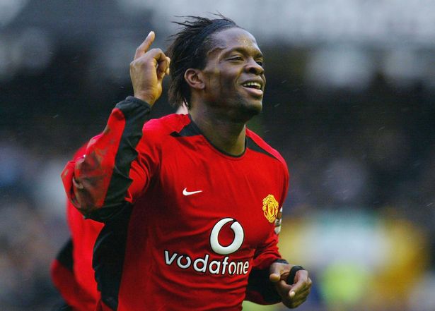 Happy birthday to former Fulham, Manchester United, Everton and France forward Louis Saha, who turns 39 today! 