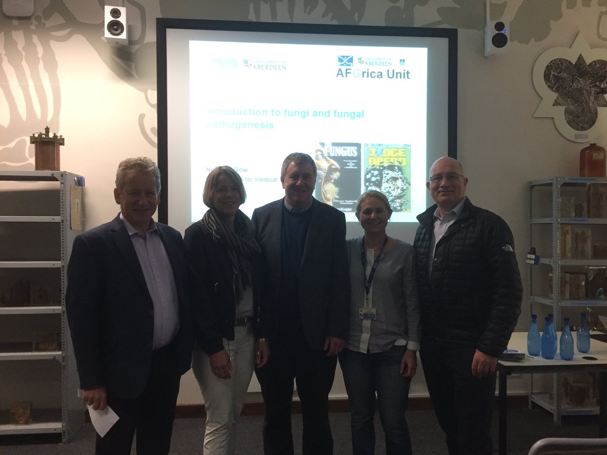 neil_gow's tweet photo. The AFGrica Unit workshop on Medical Mycology kicks off in Cape Town. A collaboration between the UK and African science. @MRCcmm @HubWTSA https://t.co/VWw5kFXD82