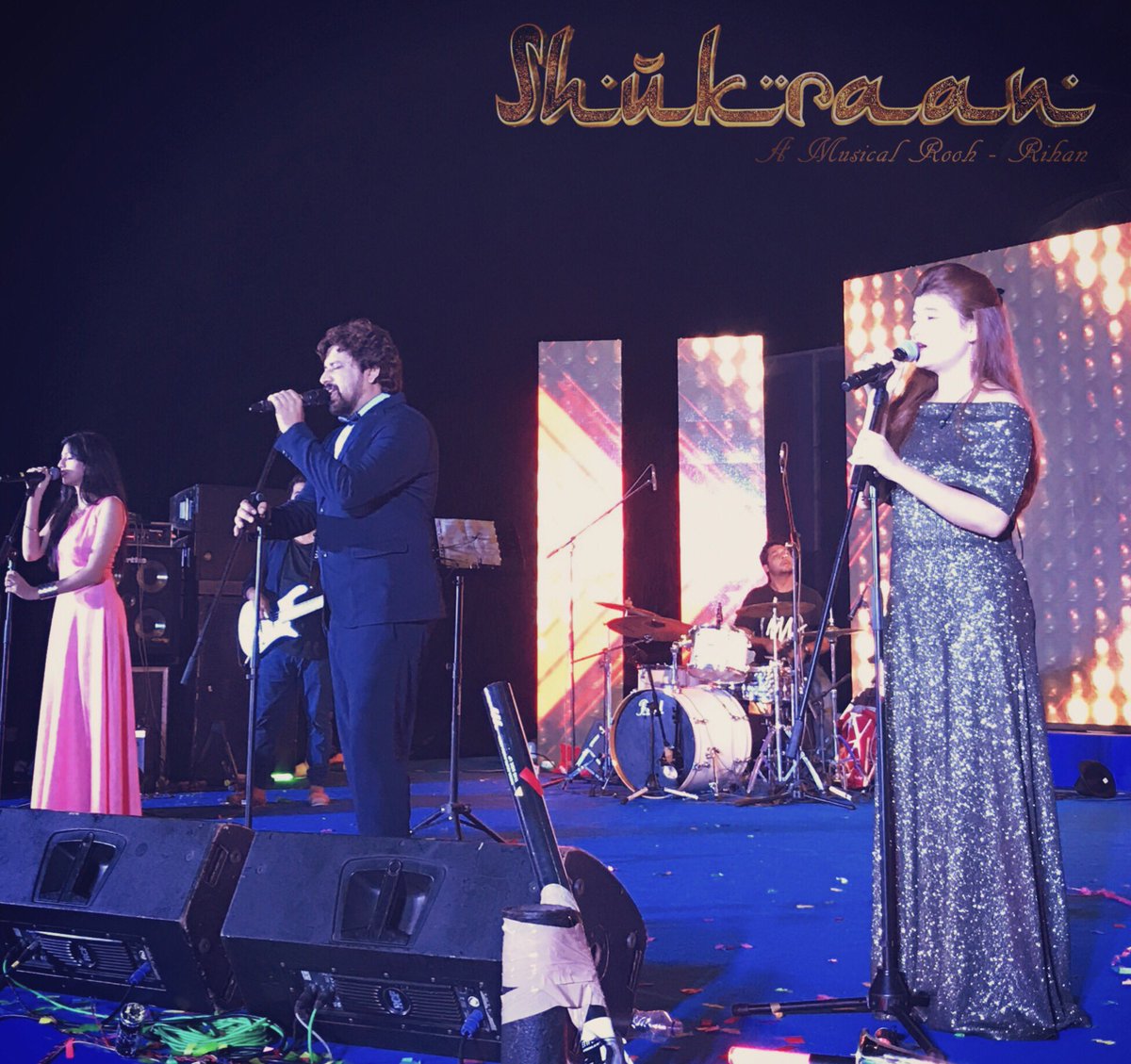 shukraanband's tweet photo. #shukraanband #shukraanlive #shukraan #harishmoyalband #harishmoyal #goashow #musicaldreams #tmtm #bliss https://t.co/kSOP4W1Wl1