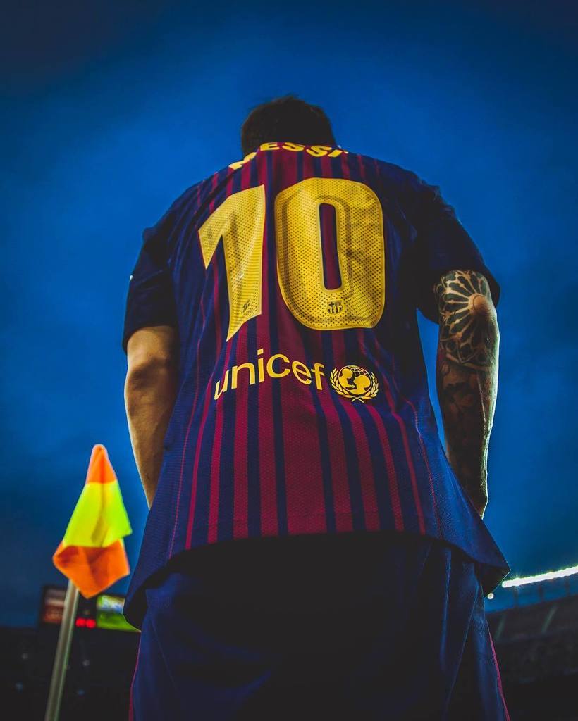 Chaluk_Official's tweet photo. New season - New Pics. More to come ⚽️ Pic made with @dxoone 📷
#chaluk_bcn#travelbruno#dxoone#nowphotography#cnbct… https://t.co/UsSoFseoRv https://t.co/1GQ6ueAazY