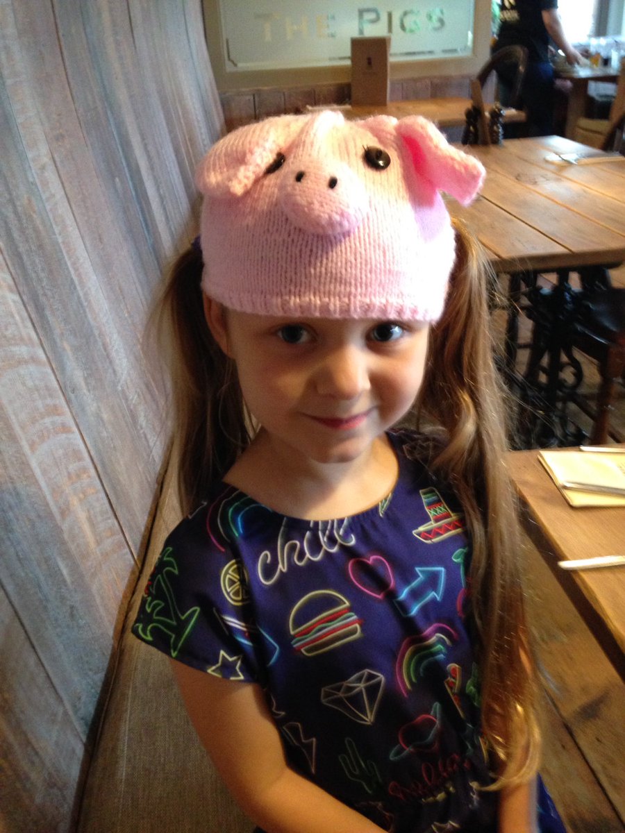 Foodie_Glenn's tweet photo. A wonderful lunch @PigsPubNorfolk as always. Pip loved the hat that came with Daddys tea #TeaHat https://t.co/lkt3TetIHd