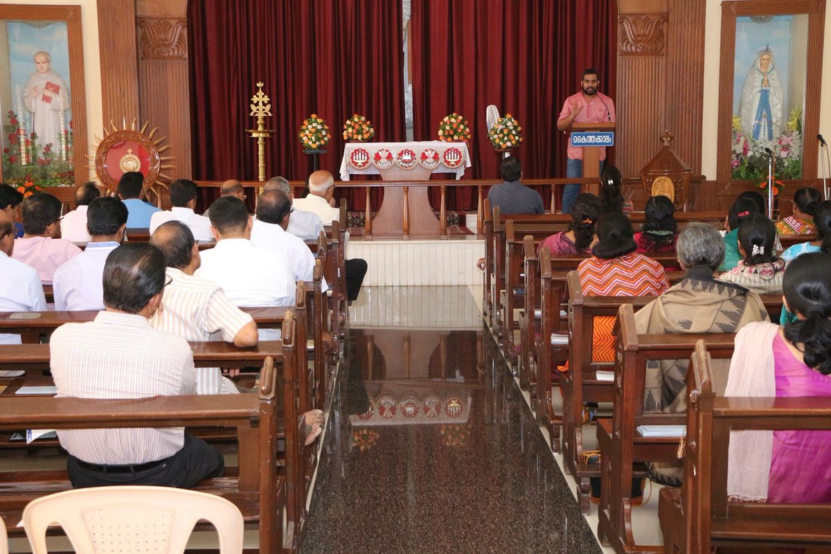 KalyanDiocese's tweet photo. #KMC #SyroMalabar #IndianCatholic #DioCom #MaladForane #StKuriakoseEliasChavara #Catholic #KandiviliEast #MediaMissionary #DigitalKalyan https://t.co/GTKkttdnvH
