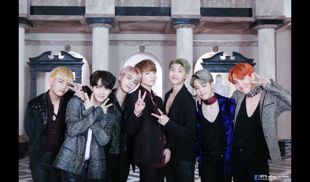 writerImanMalik's tweet photo. Attention #ARMY! RT to spread
Confirmed #BTS mass streaming schedule for all old #btsmvs!
Starts Aug17th...till Sep1
https://t.co/pppEXpLLUe https://t.co/aNcsBfHLoR