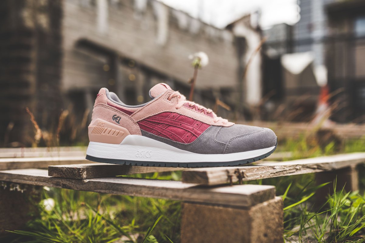 hanonshop's tweet photo. Asics Gel-Respector is available to buy ONLINE now!
#hanon #asics #gelrespector
https://t.co/J22KyivSZM https://t.co/sSbhajbF4M