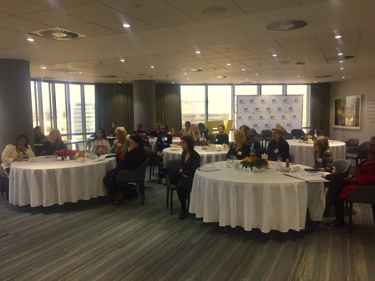 AzimOmar_EY's tweet photo. #winning woman 2017 class attentively listening the topic on Boards and the impact they have on business @EY_Africa @EndeavorSA https://t.co/LTXU3h2XrG
