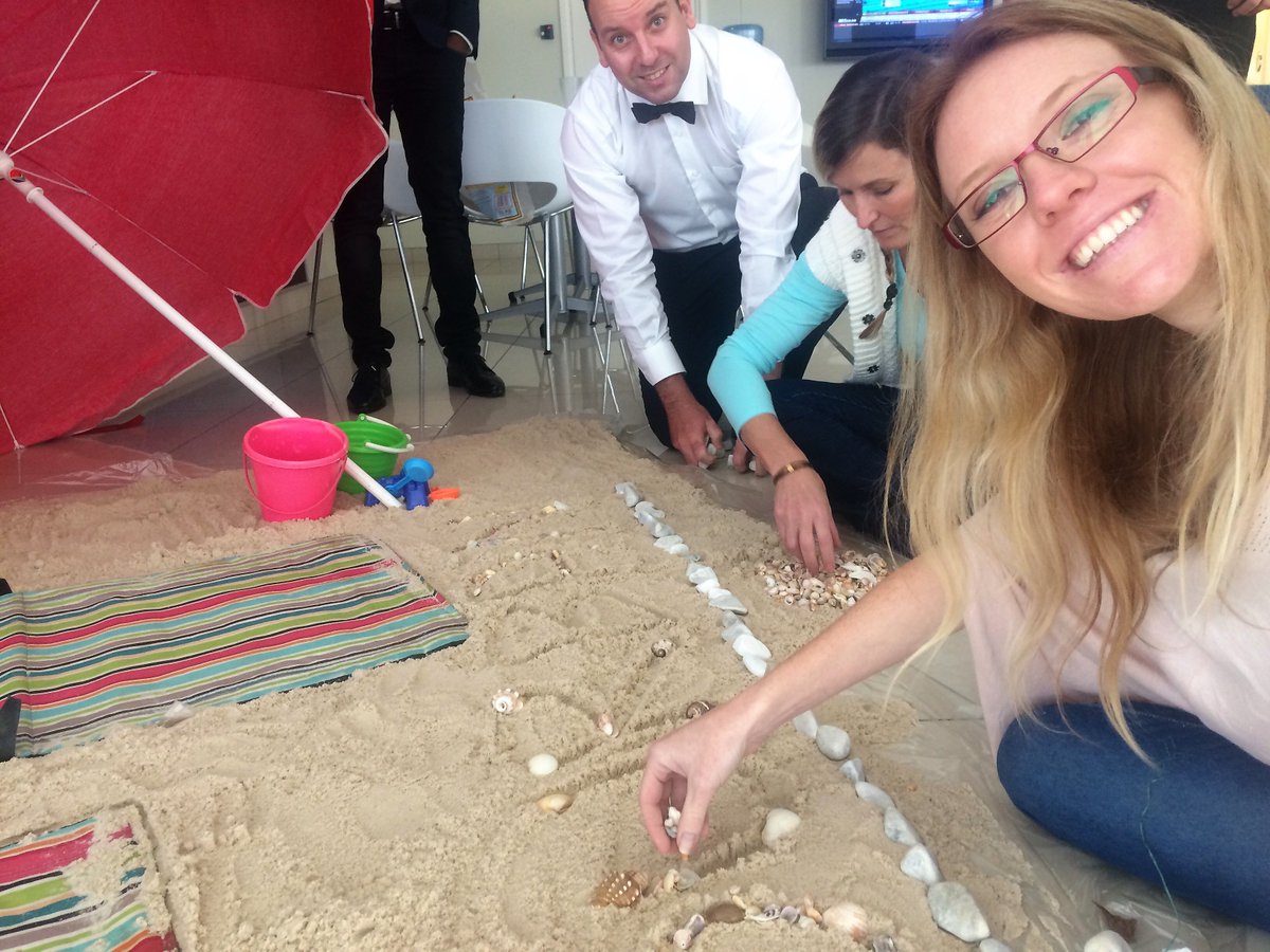 BronDorrofield's tweet photo. It's #PlatinumElite week @sagegroupplc, and we think the #Durban team definitely has the edge! The task? Create an office beach theme! 🌊⚓️🏖️ https://t.co/26ZXj65ApL