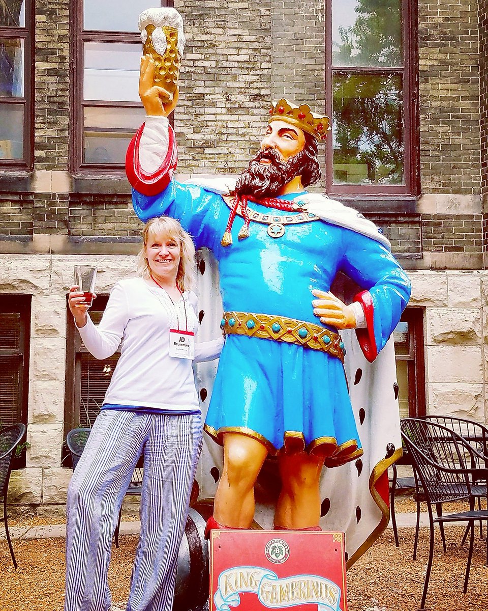 #Cheers to the #BBC17 in #milwaukee where "There's Always a First Time!"
GuidedPours.com guidedpours.wordpress.com/2017/08/07/the…
#beer #beers #blog