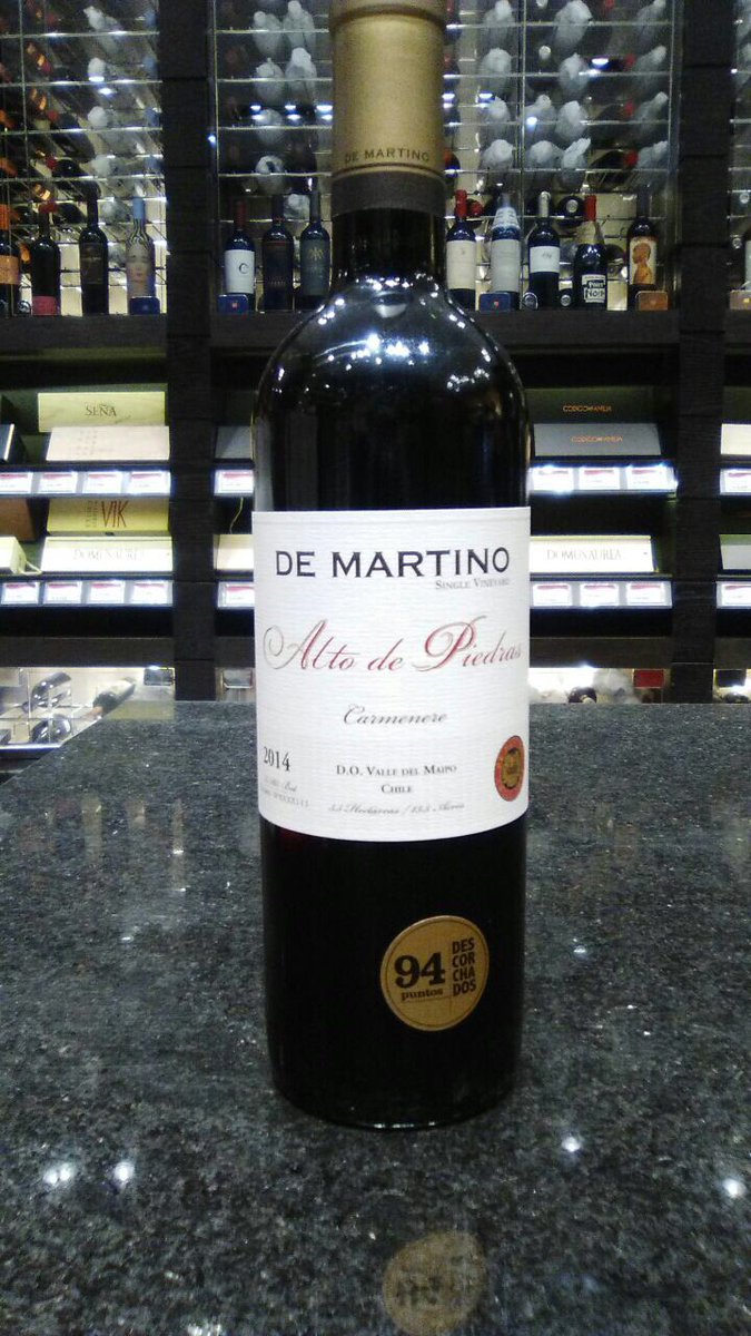 mundodelvinocl's tweet photo. @Cumparini hoy martes tenemos una promoción para todos tus #chuchis 3x2 en Carmenere 🍷🇨🇱 en todas nuestras tiendas! Los esperamos! https://t.co/EiUhKpVMQA