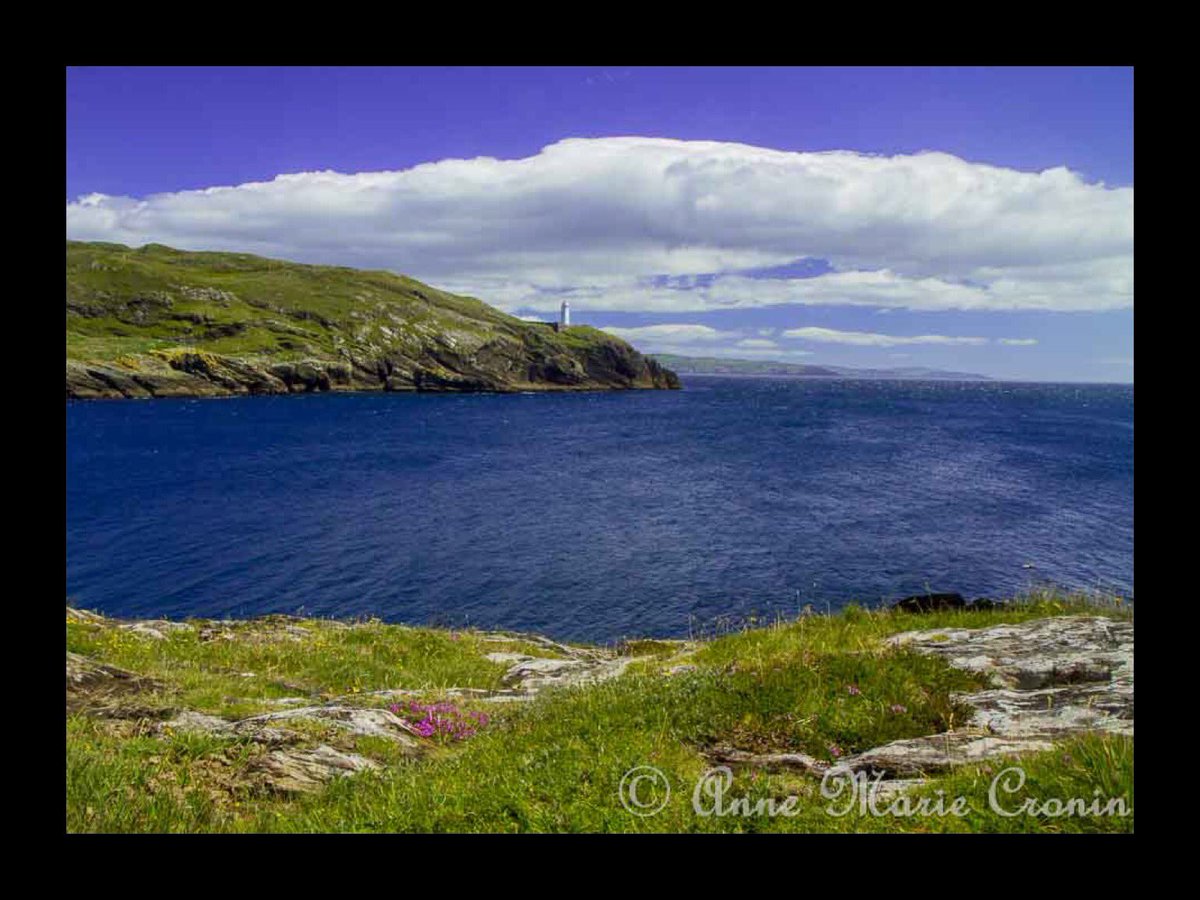 am_cronin's tweet photo. Dunboy #Castletownbere #Beara looking out to #BereIsland  @wildatlanticway  no place like home @TourismIreland https://t.co/sveJKTDYan