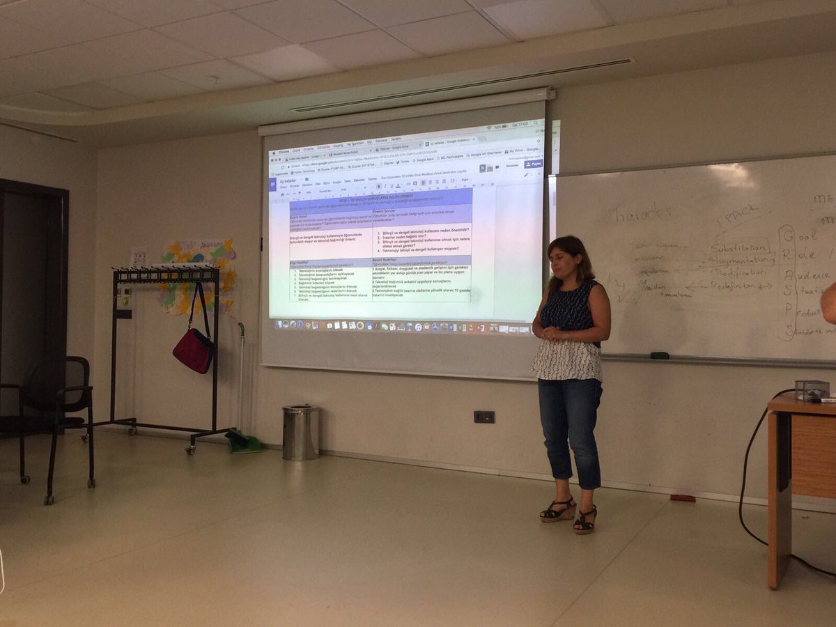 NURANERCAN1's tweet photo. #etusp UbD ile yaptığımız planları sunuyoruz#Teşekkürler Burcu Aybat&amp;Selçuk Doğan https://t.co/974JHCbH6N