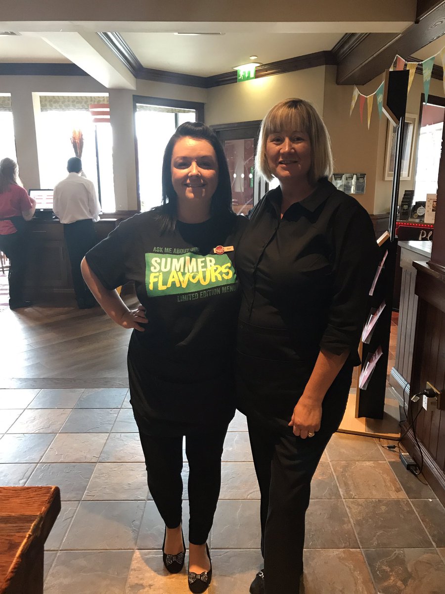 Laura Macklin tweet media