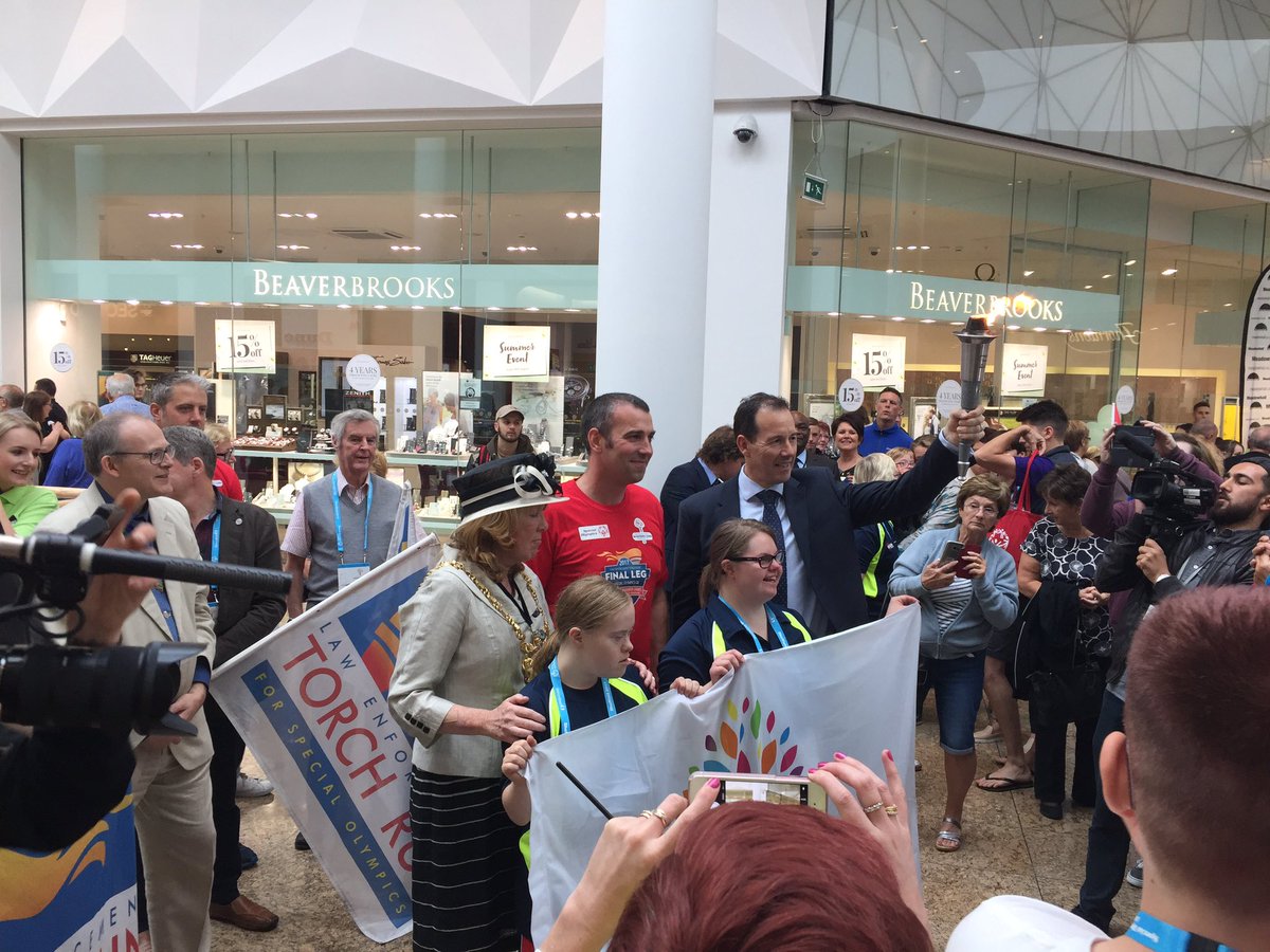 SYP_Events_Ops's tweet photo. Amazing #letr at #meadowhall today. Fantastic support for @SOGreatBritain .. great to have @SYPDavidHartley with us #syptweet https://t.co/IC7dSegjeA